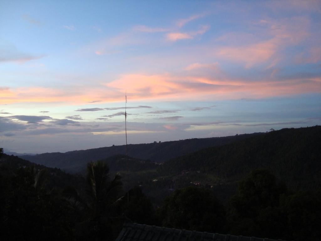 Taman Ayu Homestay Munduk Mitra Reddoorz מראה חיצוני תמונה