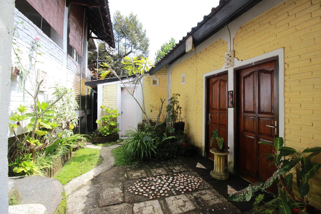 Taman Ayu Homestay Munduk Mitra Reddoorz מראה חיצוני תמונה